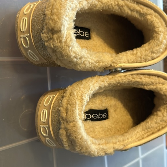 BEBE croc slides. Size 9. NEW, unworn. Gold glitter color. - Picture 7 of 8